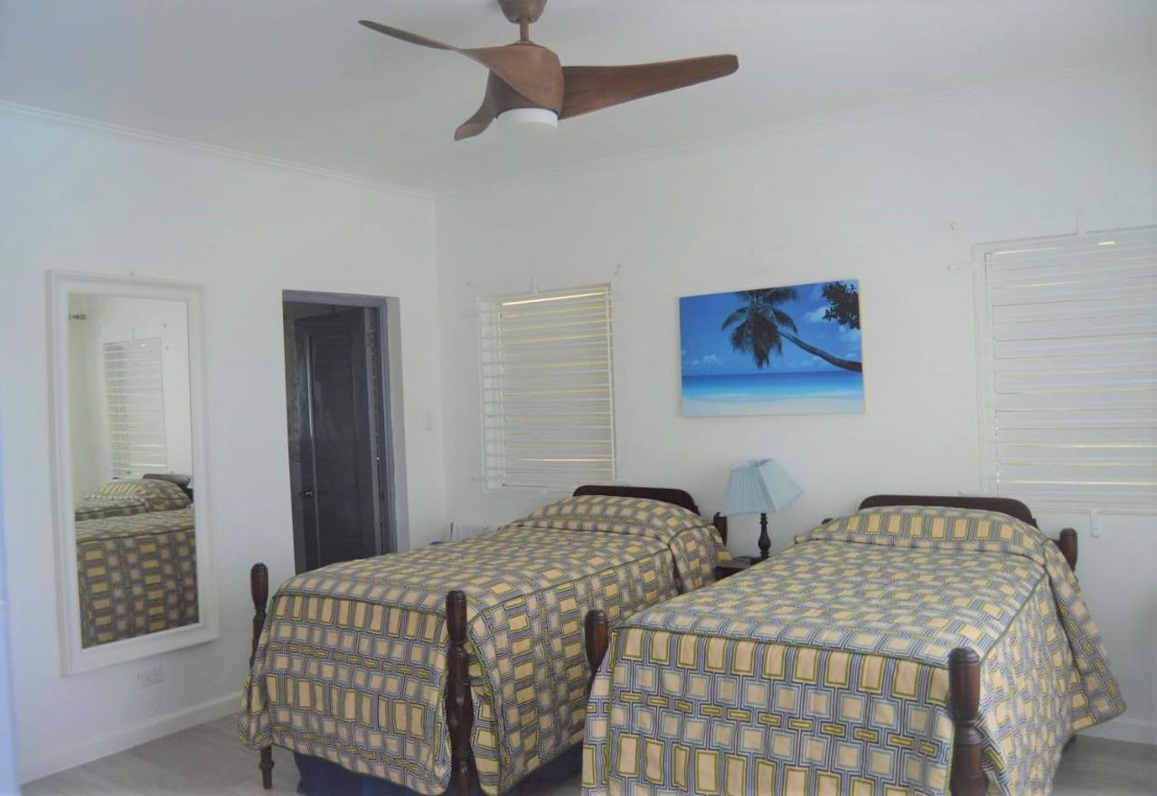 Villa Dianna - Entire Villa, Roof Terrace, Pool, Garden, Sea Views Near Dunn'S River Ocho Rios Exteriör bild